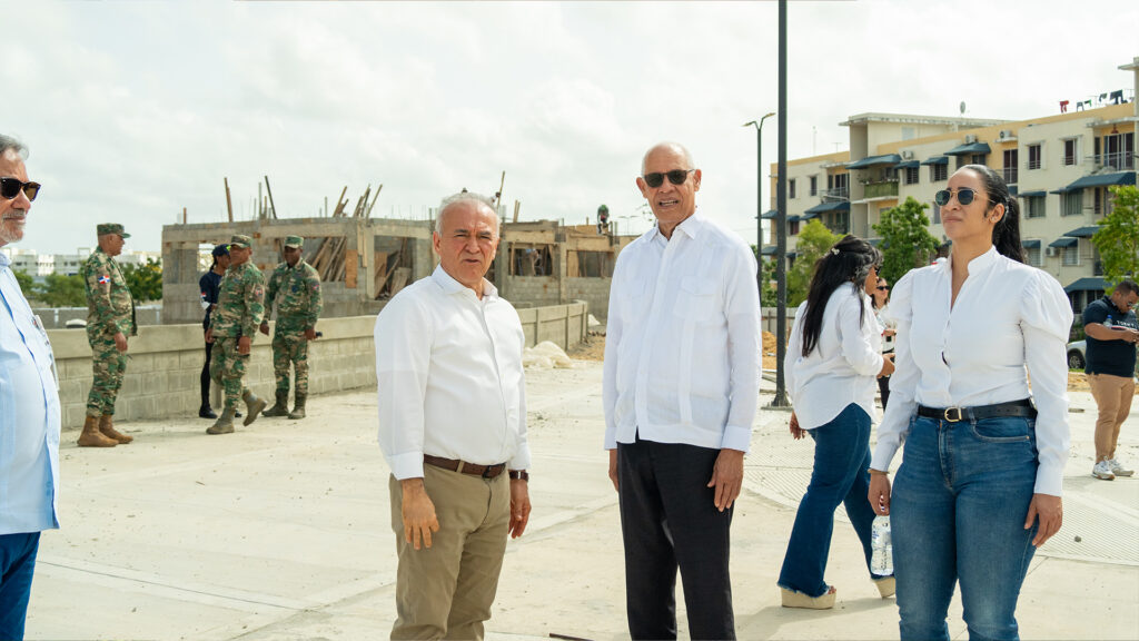 Rector del ITSC visita Ciudad Juan Bosch para iniciar una alianza estratégica con el Fideicomiso VBC-RD | 3 | Rector del ITSC visita Ciudad Juan Bosch para iniciar una alianza estratégica con el Fideicomiso VBC-RD - Noticias de hoy en República Dominicana | De Último Minuto