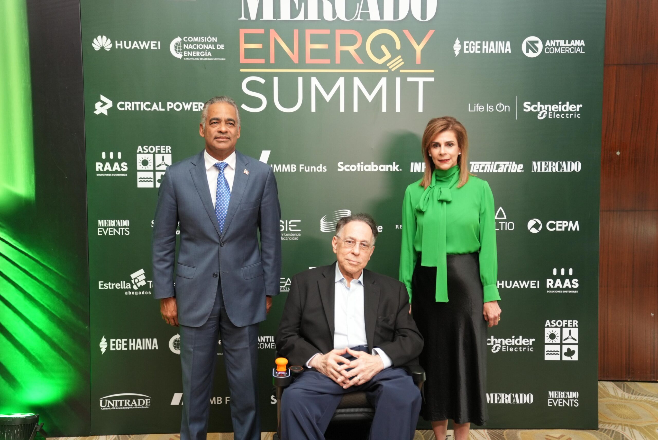 Gobierno se reunirá con el CES para retomar el Pacto Eléctrico - Noticias de hoy en República Dominicana | De Último Minuto