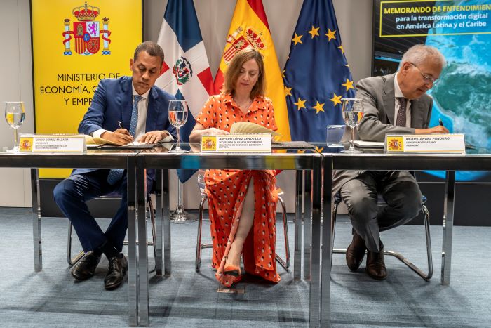 República Dominicana y España impulsan proyecto satelital reducirá brecha digital en zonas rurales | 4 | República Dominicana y España impulsan proyecto satelital reducirá brecha digital en zonas rurales - Noticias de hoy en República Dominicana | De Último Minuto