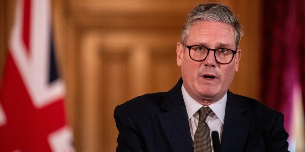 Starmer dice que Reino Unido afronta su amenaza 