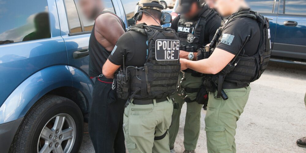 Activistas piden a Miami que vete el “peligroso” acuerdo con ICE para arrestar migrantes