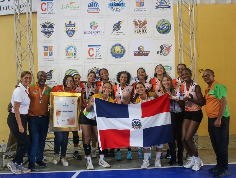 La Romana se proclama campeona en torneo de voleibol