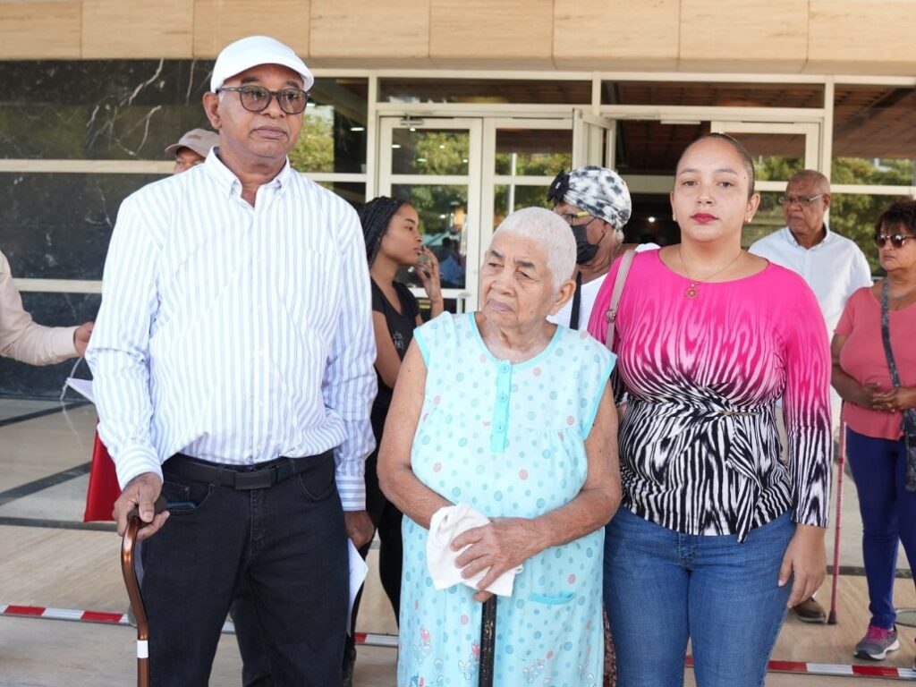 Someten a la PGR y a varios fiscales de SDE por daños y perjuicios contra el ciudadano Víctor Scharboy | 2 | Someten a la PGR y a varios fiscales de SDE por daños y perjuicios contra el ciudadano Víctor Scharboy