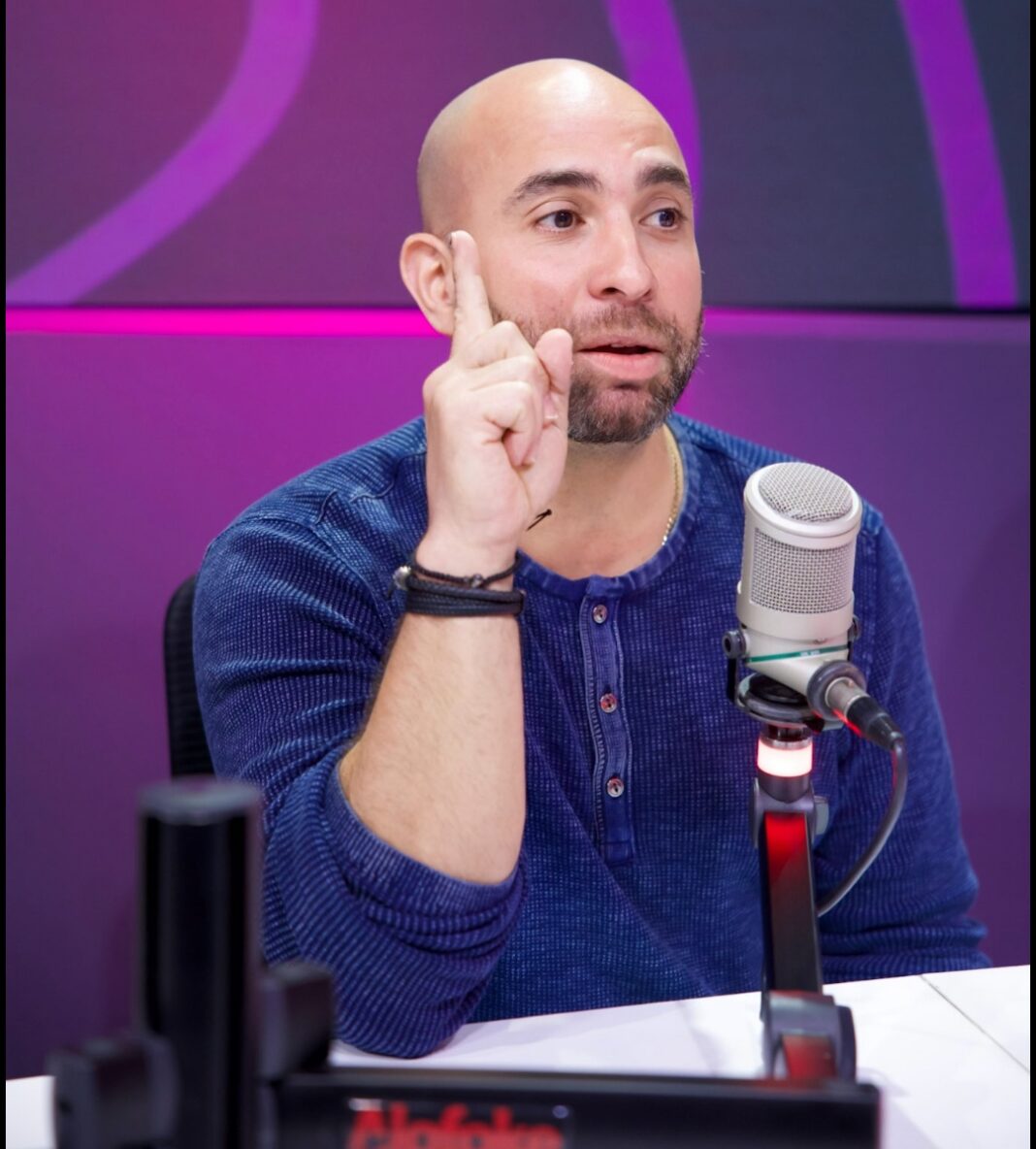 Irving Alberti confiesa evita hablar de tragedia del Jet Set porque tiene empatía con ambas partes
