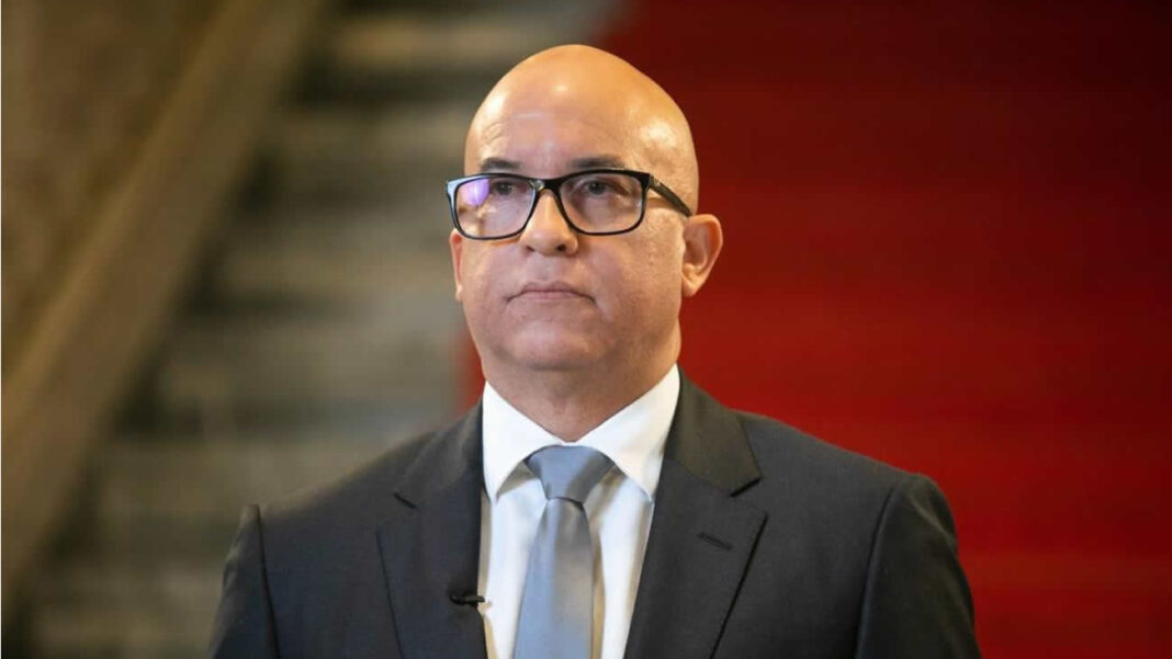 Homero Figueroa desmiente que informe de Onesvie sobre colapso de Jet Set haya sido entregado al presidente antes que a la PGR