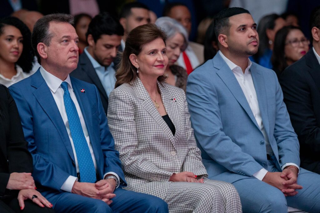 Ministerio de la Juventud lanza proyecto CREA RD para impulsar la innovación juvenil en todo el país - Noticias de hoy en República Dominicana | De Último Minuto