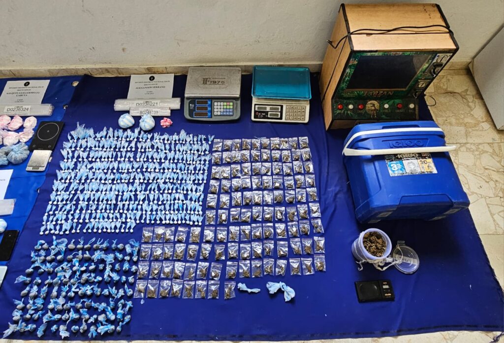 Ministerio Público y DNCD realizaron 10 allanamientos en acciones contra el microtráfico en Capotillo | 2 | Ministerio Público y DNCD realizaron 10 allanamientos en acciones contra el microtráfico en Capotillo - Noticias de hoy en República Dominicana | De Último Minuto