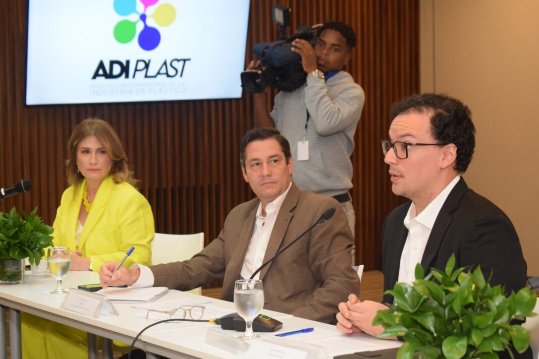 Asociación Dominicana de la Industria del Plástico (ADIPLAST).
