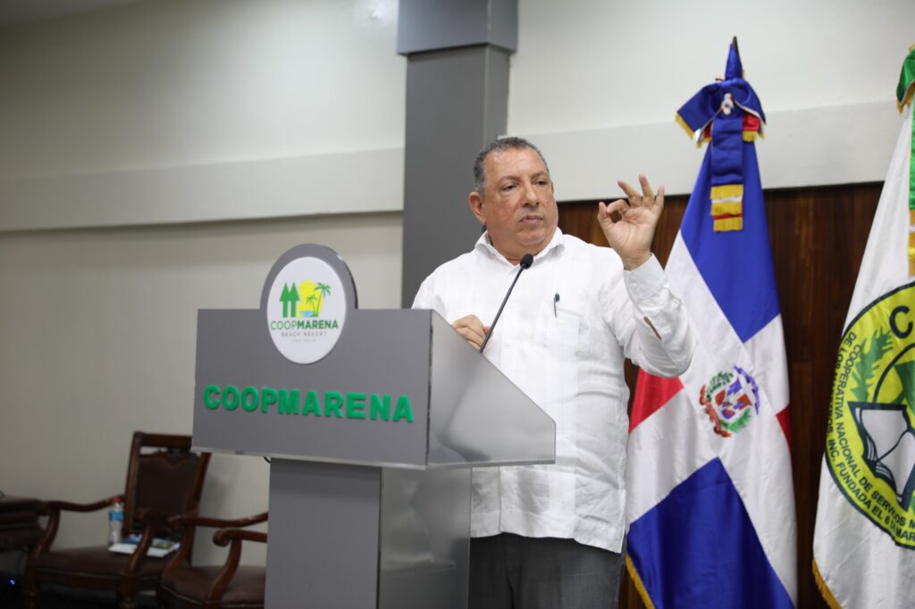 COOPNAMA da apertura a sus cursos de verano 2025 - Noticias de hoy en República Dominicana | De Último Minuto