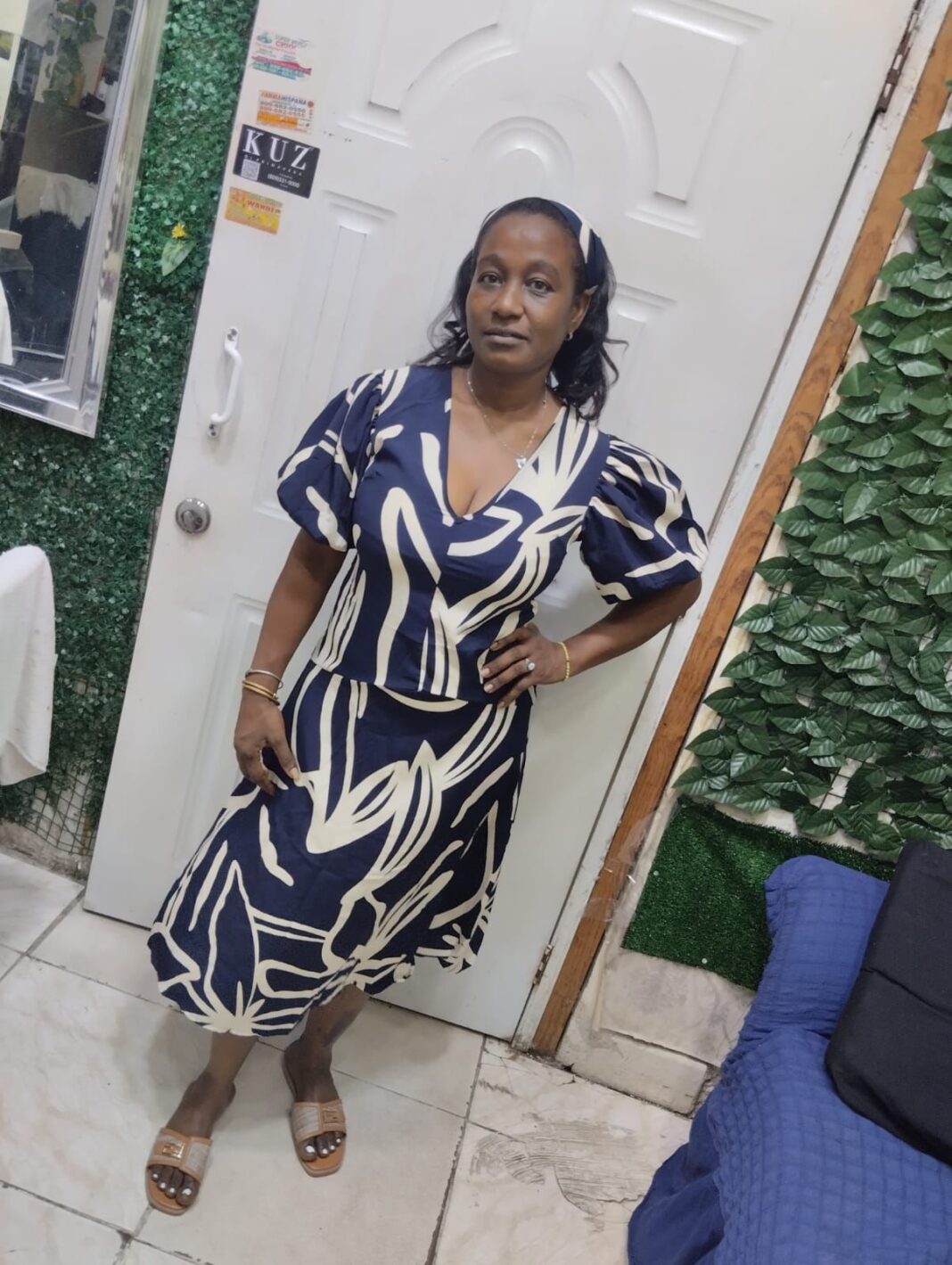 Familiares buscan a Larissa