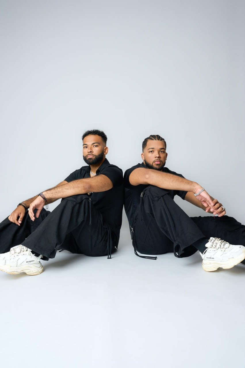 Crill & Clos lideran Monitor Latino con su bachata “Contando estrellas”