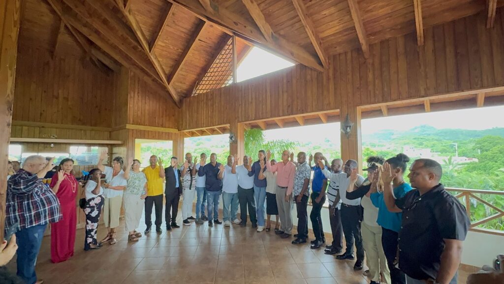 Las Galeras oficializa su Consejo de Desarrollo Municipal para impulsar crecimiento local - Noticias de hoy en República Dominicana | De Último Minuto