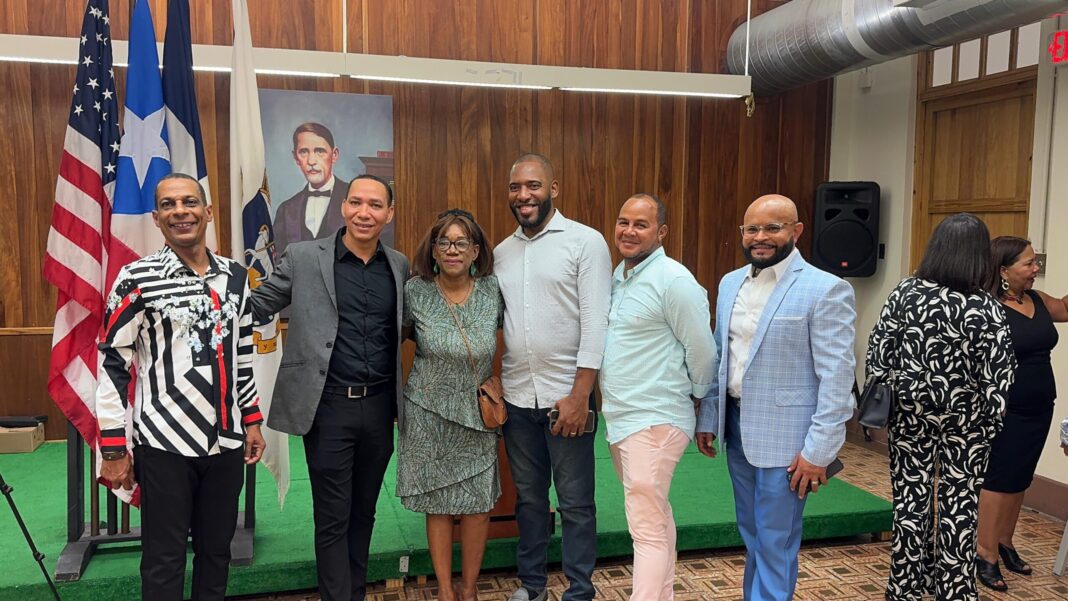 Artistas dominicanos presentan en Puerto Rico la “Expo Colectiva: Confluencia Caribeña”