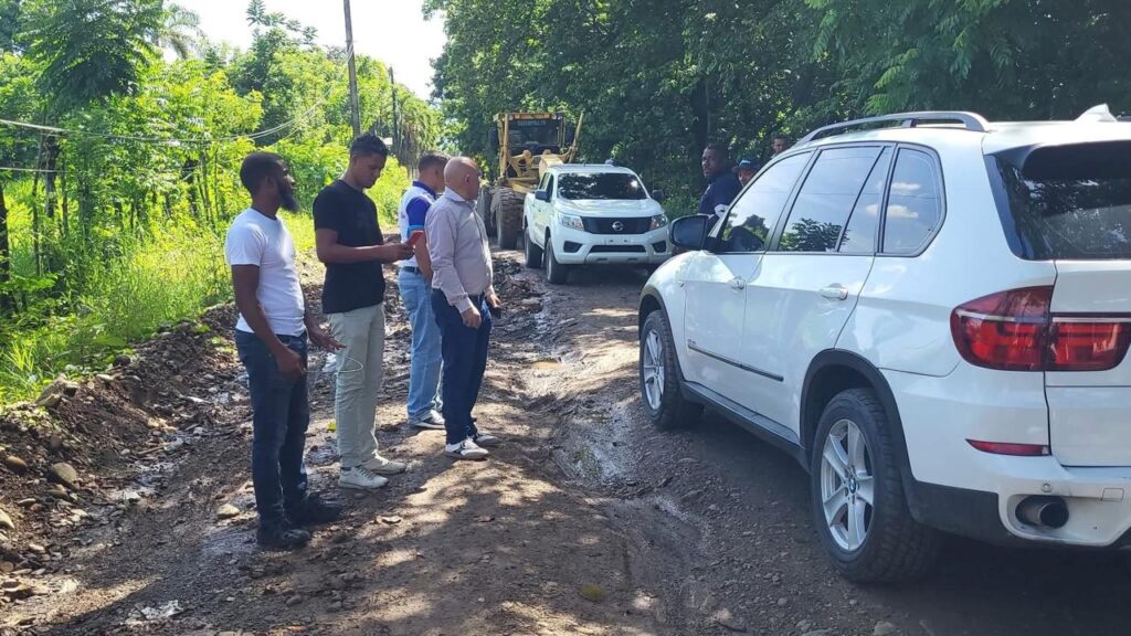 Autoridades dan inicio a mejoras provisionales en calles del sector María Auxiliadora | 3 | Autoridades dan inicio a mejoras provisionales en calles del sector María Auxiliadora - Noticias de hoy en República Dominicana | De Último Minuto
