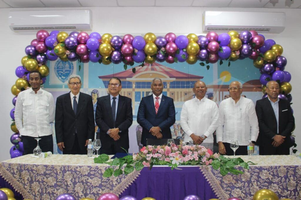 Facultad de Humanidades inaugura primera Galería de Premios Nacionales vinculados a la academia | 3 | Facultad de Humanidades inaugura primera Galería de Premios Nacionales vinculados a la academia - Noticias de hoy en República Dominicana | De Último Minuto