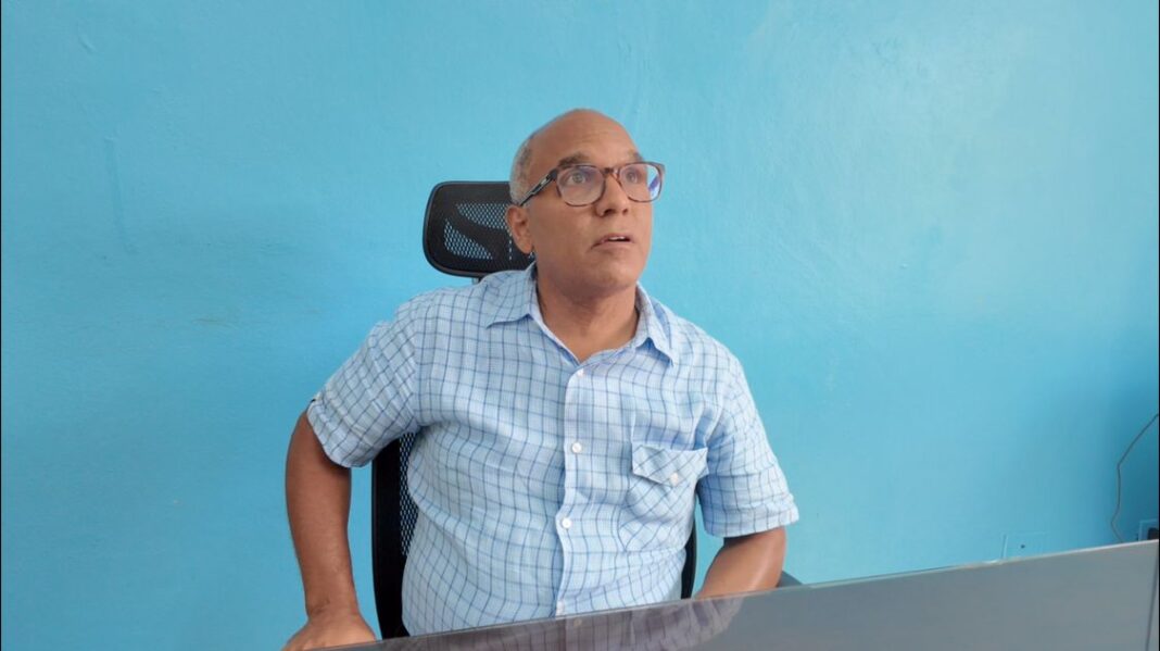 Director de Afrouasd denuncia intento de detención irregular por parte del J2 en recinto universitario