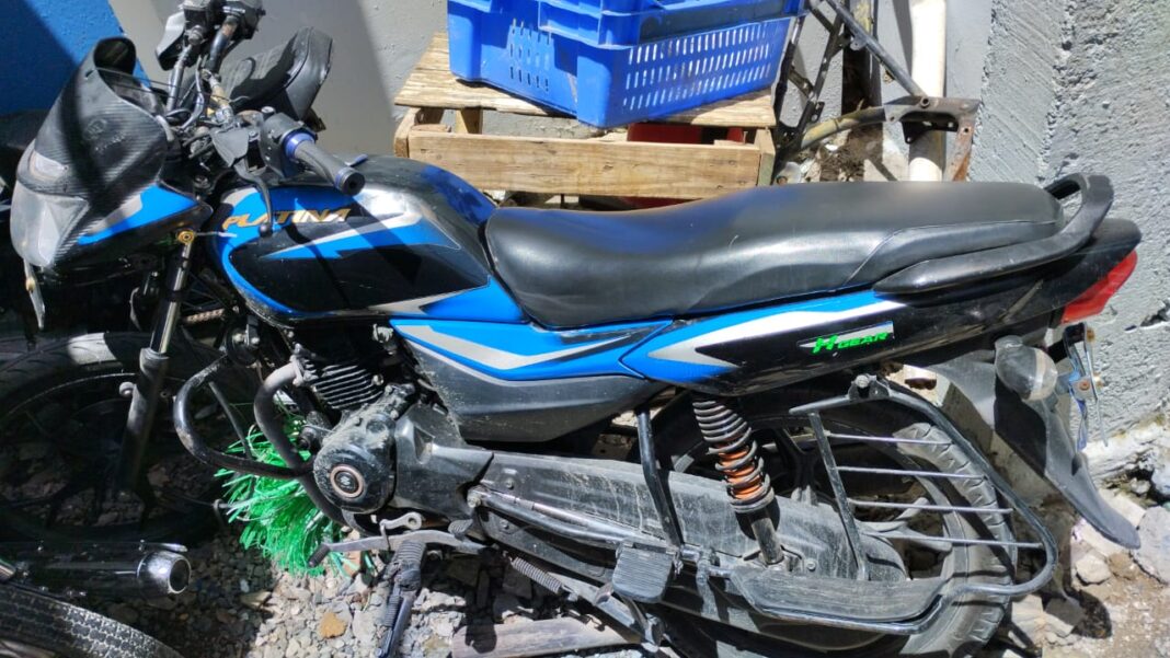 Apresados dos hombres con motocicletas robadas en San Juan