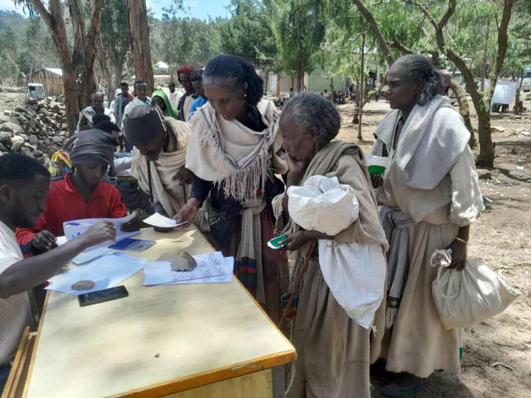 Los recortes de ayuda de Trump empujan al hambre a los desplazados en el norte de Etiopía