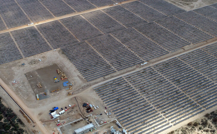 La energía solar crecerá un 13 % en Latinoamérica en 2025 con tecnología china