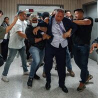 Contralor de Nueva York y candidato a alcalde Brad Lander es arrestado frente a tribunal de inmigración