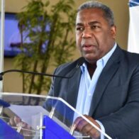 Tony Peña muestra estructura de su equipo para contienda presidencial interna del PRM