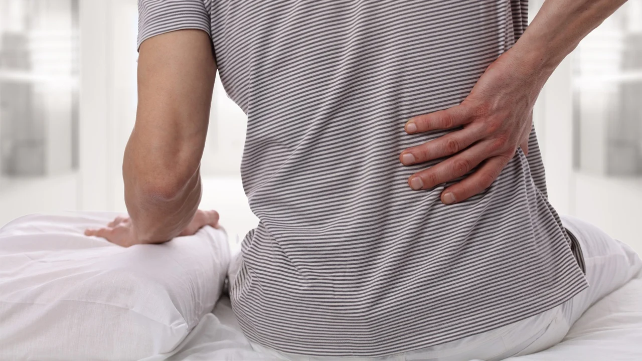 Dificultad para orinar, sangre en la orina y dolor lumbar: síntomas que podrían alertar sobre cáncer de próstata, advierte oncólogo - Noticias de hoy en República Dominicana | De Último Minuto