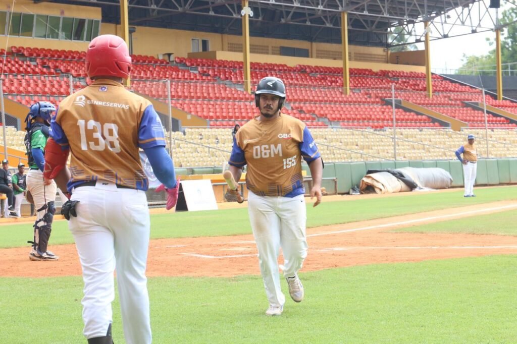 ITLA conquista tres triunfos en la Liga de Béisbol Universitario | 3 | ITLA conquista tres triunfos en la Liga de Béisbol Universitario - Noticias de hoy en República Dominicana | De Último Minuto