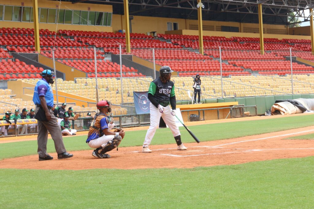 ITLA conquista tres triunfos en la Liga de Béisbol Universitario | 2 | El ITLA conquista tres triunfos en la Liga de Béisbol Universitario