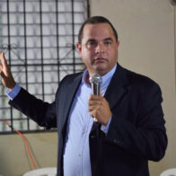 Manuel Crespo pide a FP retirarse de diálogos con el gobierno