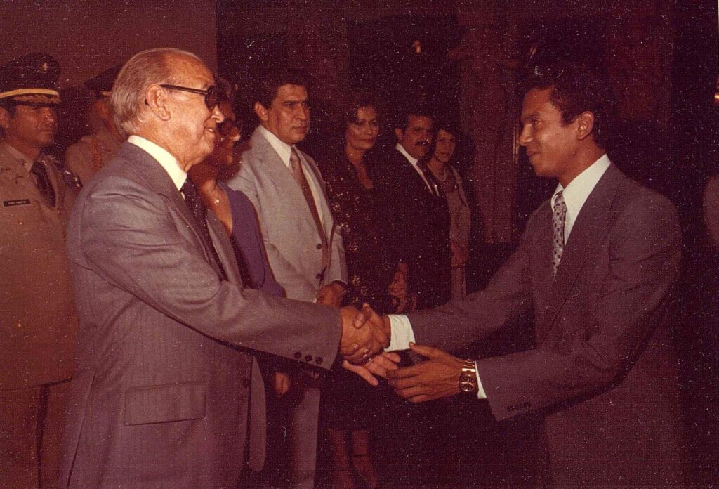 4 de julio: el día que República Dominicana se quedó sin presidente tras suicidio de Antonio Guzmán | 7 | 4 de julio: el día que República Dominicana se quedó sin presidente tras suicidio de Antonio Guzmán - Noticias de hoy en República Dominicana | De Último Minuto
