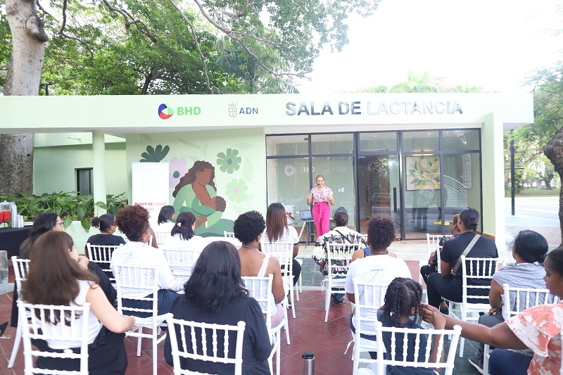 BHD imparte programa de charlas en la Sala de Lactancia del Parque Iberoamérica - Noticias de hoy en República Dominicana | De Último Minuto