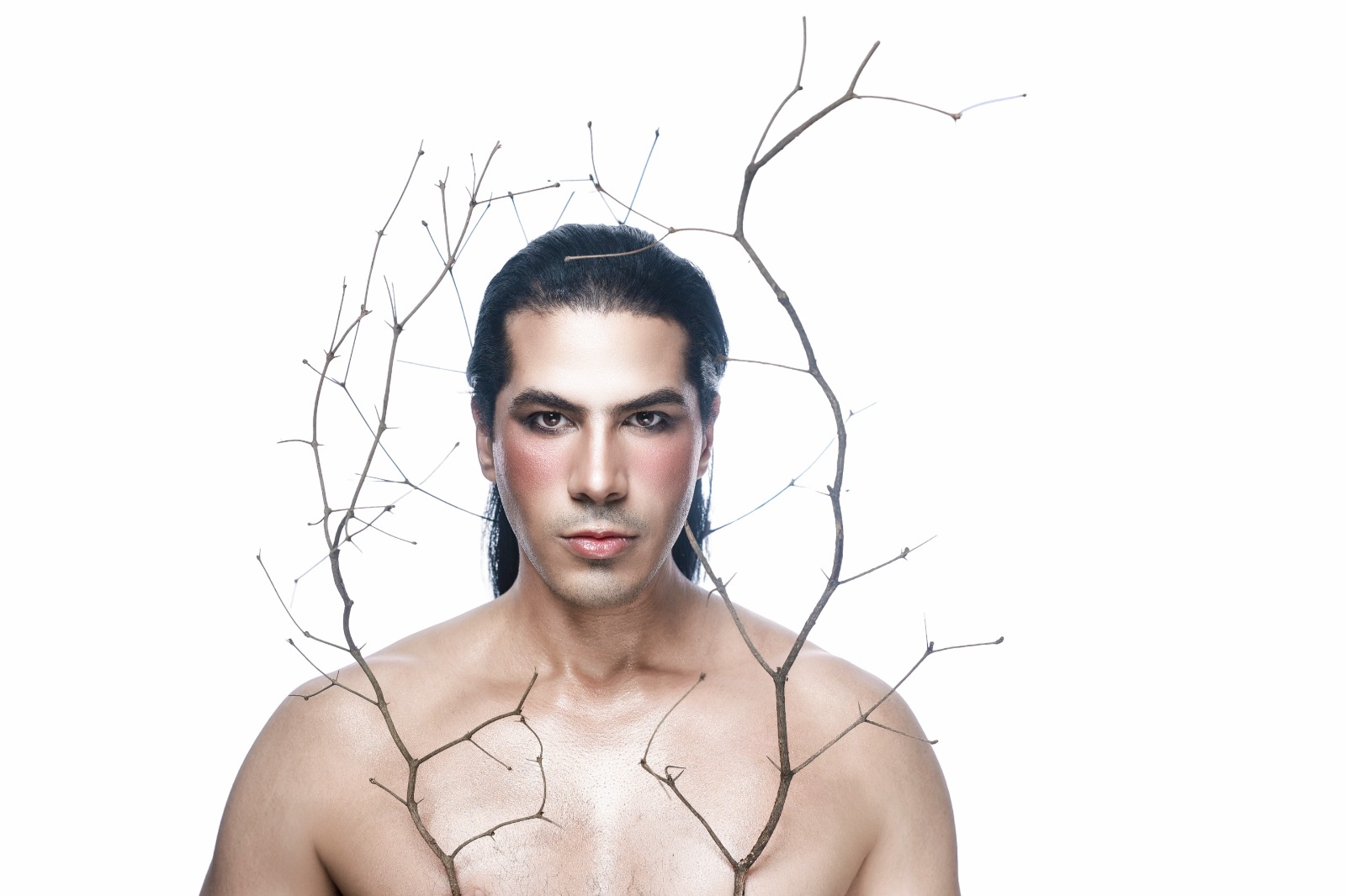 "Fausto" sube a escena en el Teatro Nacional con versión contemporánea de Patricio León