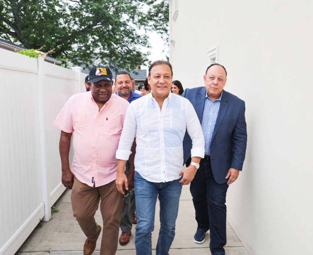 Abel Martínez se reúne con líderes dominicanos en Nueva York | 2 | Abel Martínez se reúne con líderes dominicanos en Nueva York - Noticias de hoy en República Dominicana | De Último Minuto