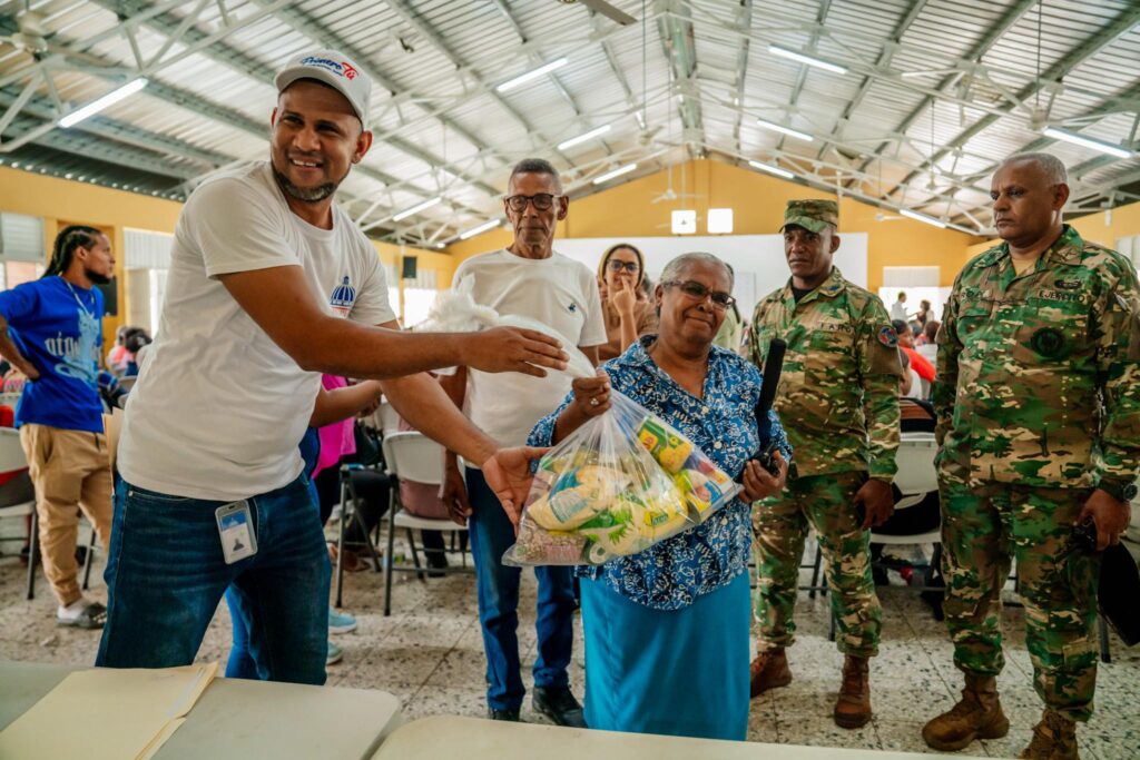 Realizan jornada ‘Cerca de Ti’ en Ciudad Juan Bosch | 5 | Realizan jornada ‘Cerca de Ti’ en Ciudad Juan Bosch - Noticias de hoy en República Dominicana | De Último Minuto