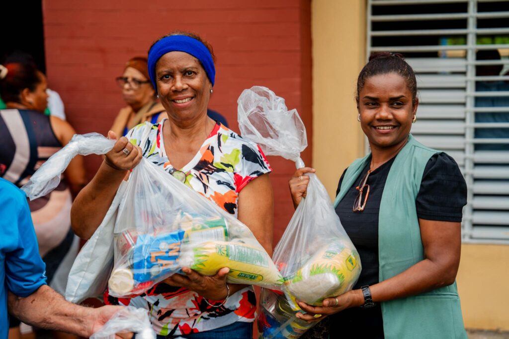 Realizan jornada ‘Cerca de Ti’ en Ciudad Juan Bosch | 7 | Realizan jornada ‘Cerca de Ti’ en Ciudad Juan Bosch - Noticias de hoy en República Dominicana | De Último Minuto