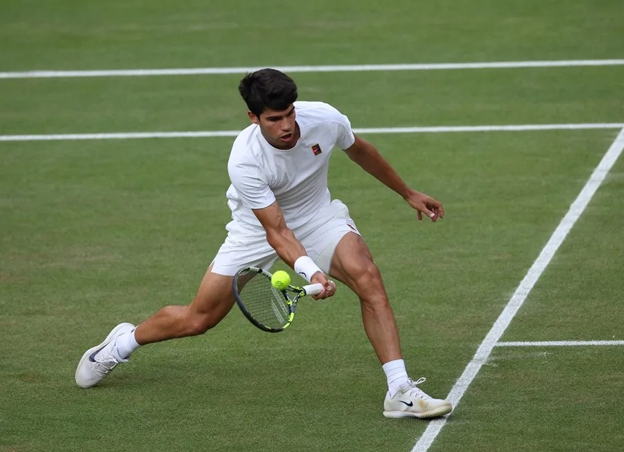 Carlos Alcaraz se suma a las bajas de Sinner y Djokovic en el Masters 1.000 de Toronto - Noticias de hoy en República Dominicana | De Último Minuto