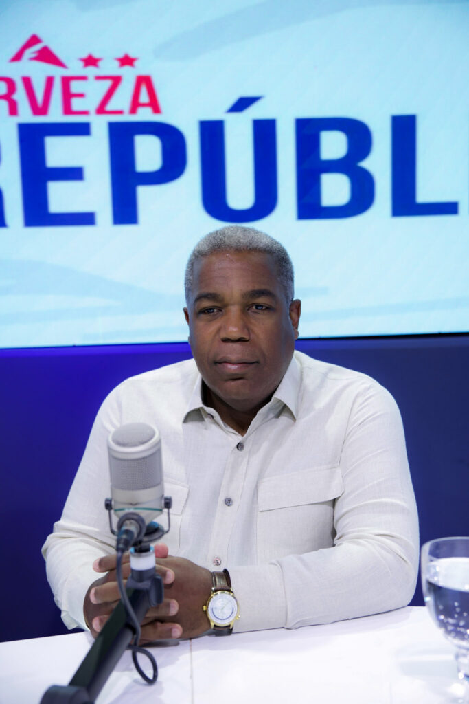 Peña Guaba sobre respuesta de Alfredo Pacheco a la primera dama: "No estuvo bien eso" | 2 | Tony Peña Guaba: "En un gobierno de nosotros, el país tiene que estar totalmente abierto"