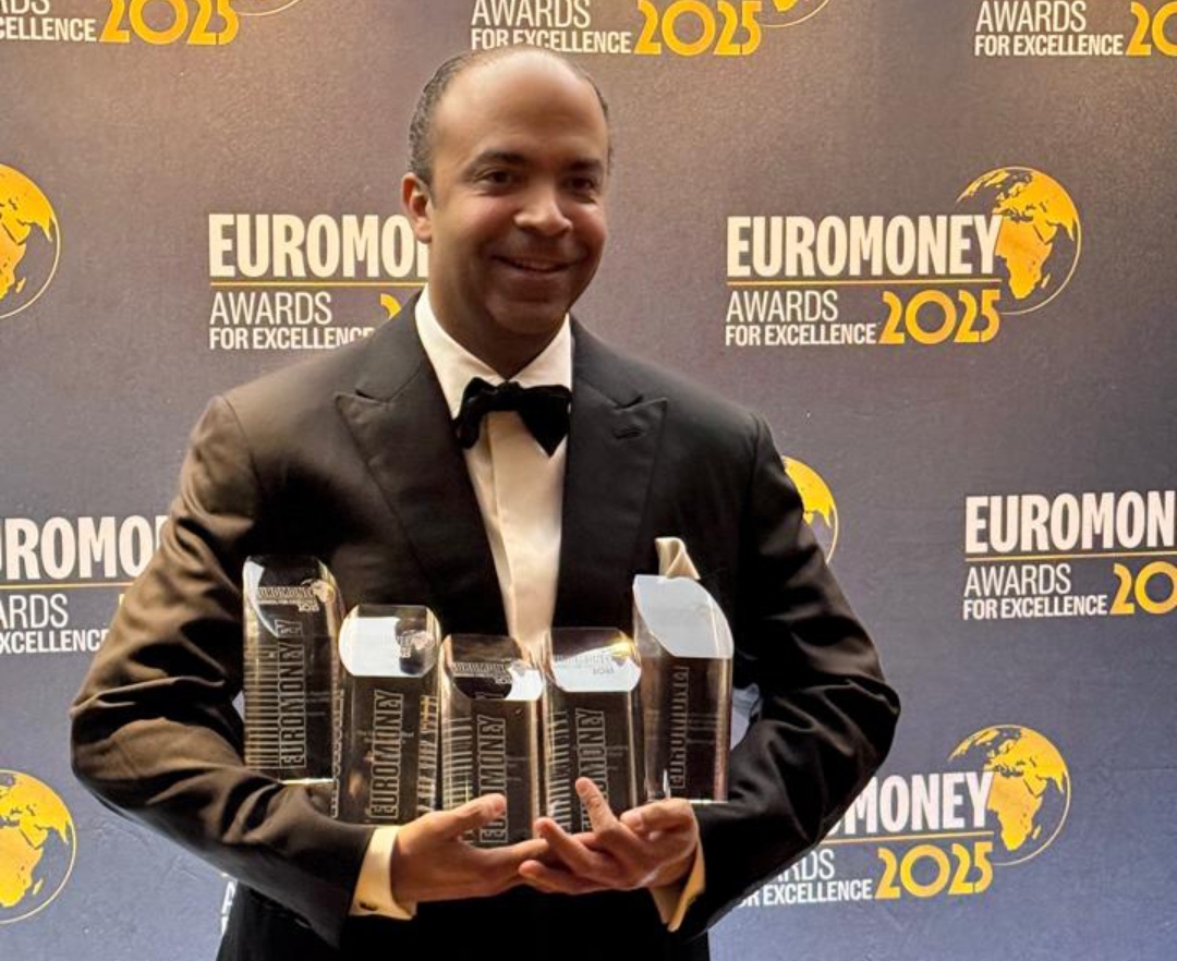 Banreservas recibe en Londres cinco nuevos premios Euromoney - Noticias de hoy en República Dominicana | De Último Minuto