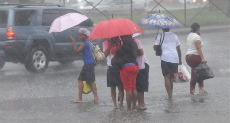 Onda tropical provocará aguaceros dispersos y tronadas este miércoles en varias provincias del país