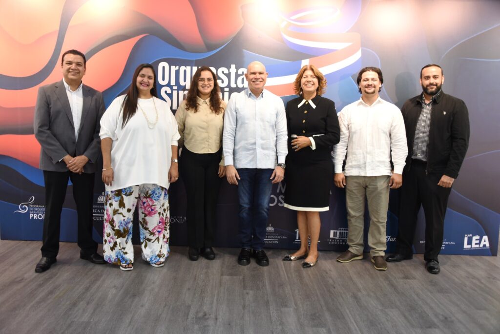 Cultura y Fundación Filarmonía se unen para el relanzamiento de la Orquesta Sinfónica Juvenil | 7 | Cultura y Fundación Filarmonía se unen para el relanzamiento de la Orquesta Sinfónica Juvenil - Noticias de hoy en República Dominicana | De Último Minuto