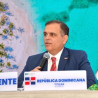 Ministro de Hacienda, Jochi Vicente, preside Asamblea de CAF en El Salvador.