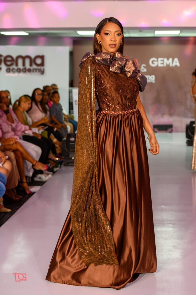 Gema Academy celebra su primer aniversario con emotivo desfile "MOM & GEMA" | 3 | Gema Academy celebra su primer aniversario con emotivo desfile "MOM & GEMA" - Noticias de hoy en República Dominicana | De Último Minuto