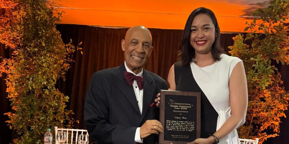 Angely Báez entra al pabellón de los Grandes Dominicanos