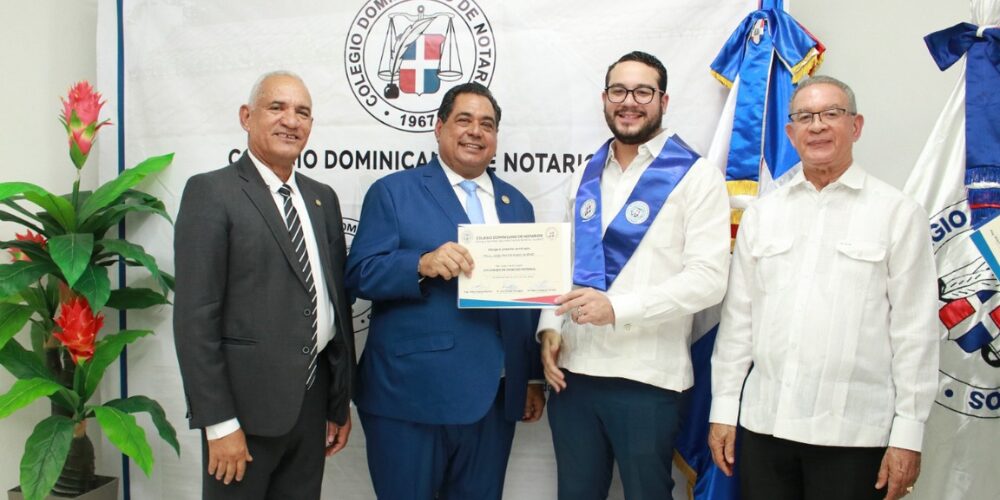 Ecanot gradúa a 138 abogados en diplomado de derecho notarial