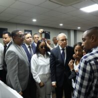 Danilo Medina acude a dar el pésame por fallecimiento del dirigente Danilo Santos