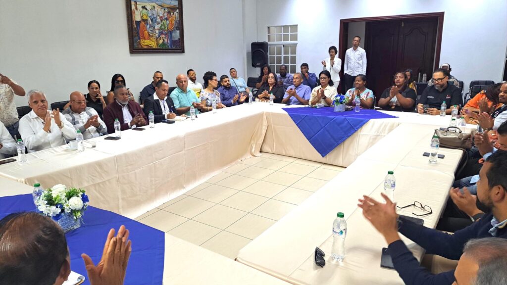 García Fermín resalta construcción del Centro Regional UASD en Santiago Rodríguez - Noticias de hoy en República Dominicana | De Último Minuto
