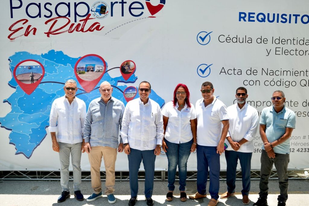 “Pasaporte en Ruta” beneficia a 927 ciudadanos en Samaná y anuncia instalación de nueva oficina provincial | 2 | “Pasaporte en Ruta” beneficia a 927 ciudadanos en Samaná y anuncia instalación de nueva oficina provincial