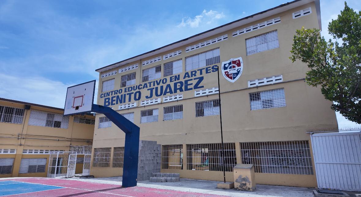 Escuelas enfrentan limitado cupo, pero aseguran inscripción de todos los niños este año - Noticias de hoy en República Dominicana | De Último Minuto