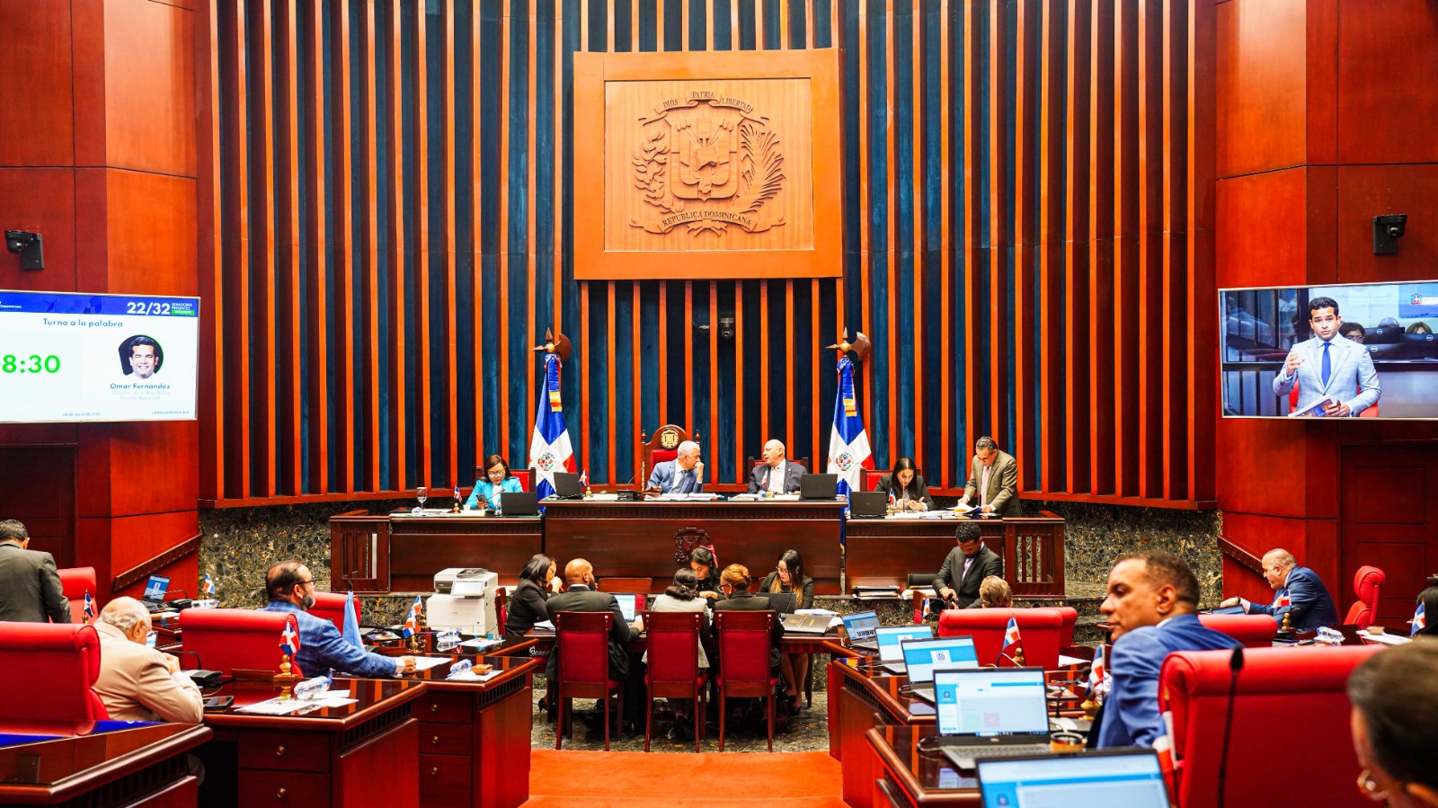 Senado aprueba en primera lectura reforma al Código de Trabajo: cesantía, licencias y teletrabajo