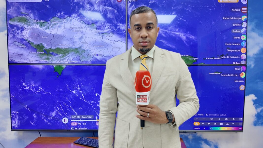 Onda tropical se aleja del país, pero se esperan chubascos aislados durante la madrugada